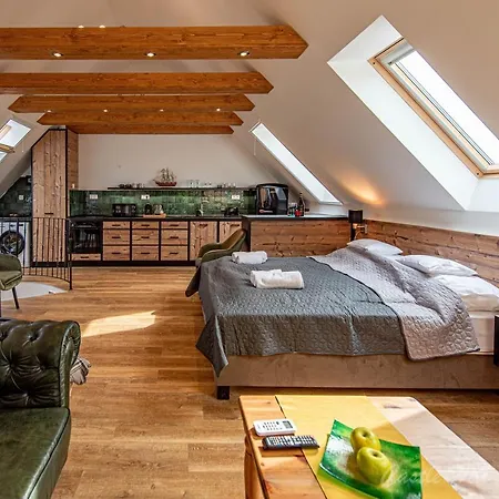 Castle Hill Premium Apartment *