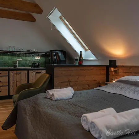Castle Hill Premium Apartment *