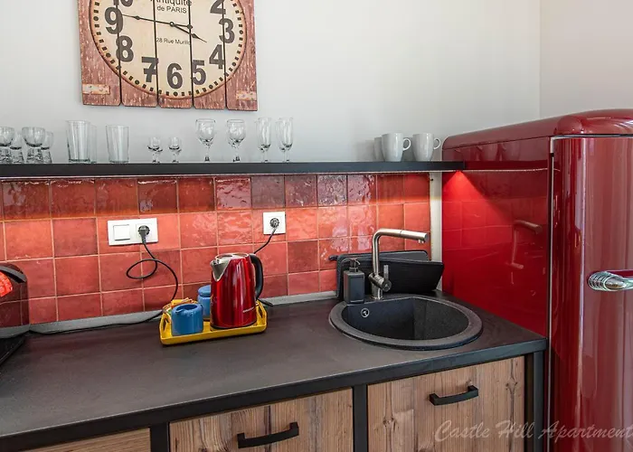 Castle Hill Premium Eger