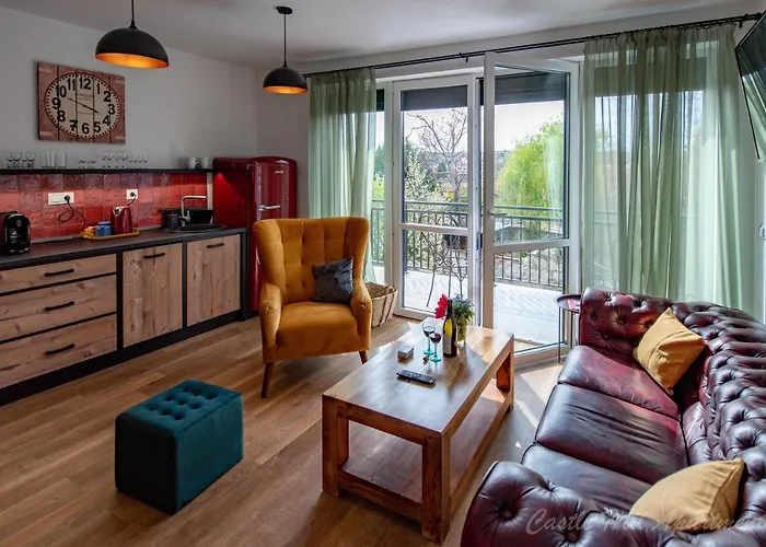 Castle Hill Premium *