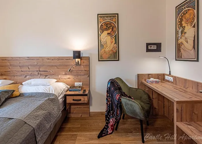 Castle Hill Premium Appartement Eger