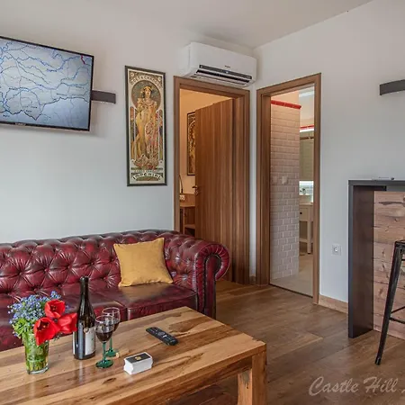 Castle Hill Premium Appartement *