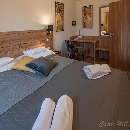 Castle Hill Premium Appartement *