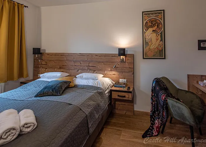 Castle Hill Premium Apartment